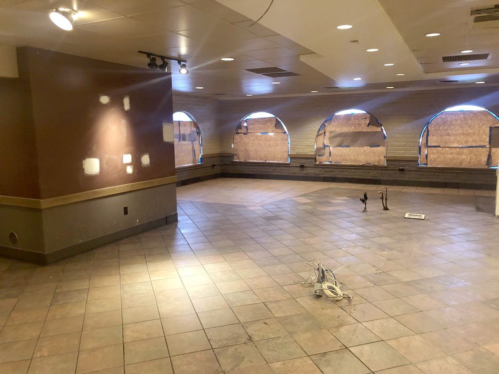 Stand Alone Building Lease Opportunity: 11636 SW Pacific Hwy, Portland, OR 97223